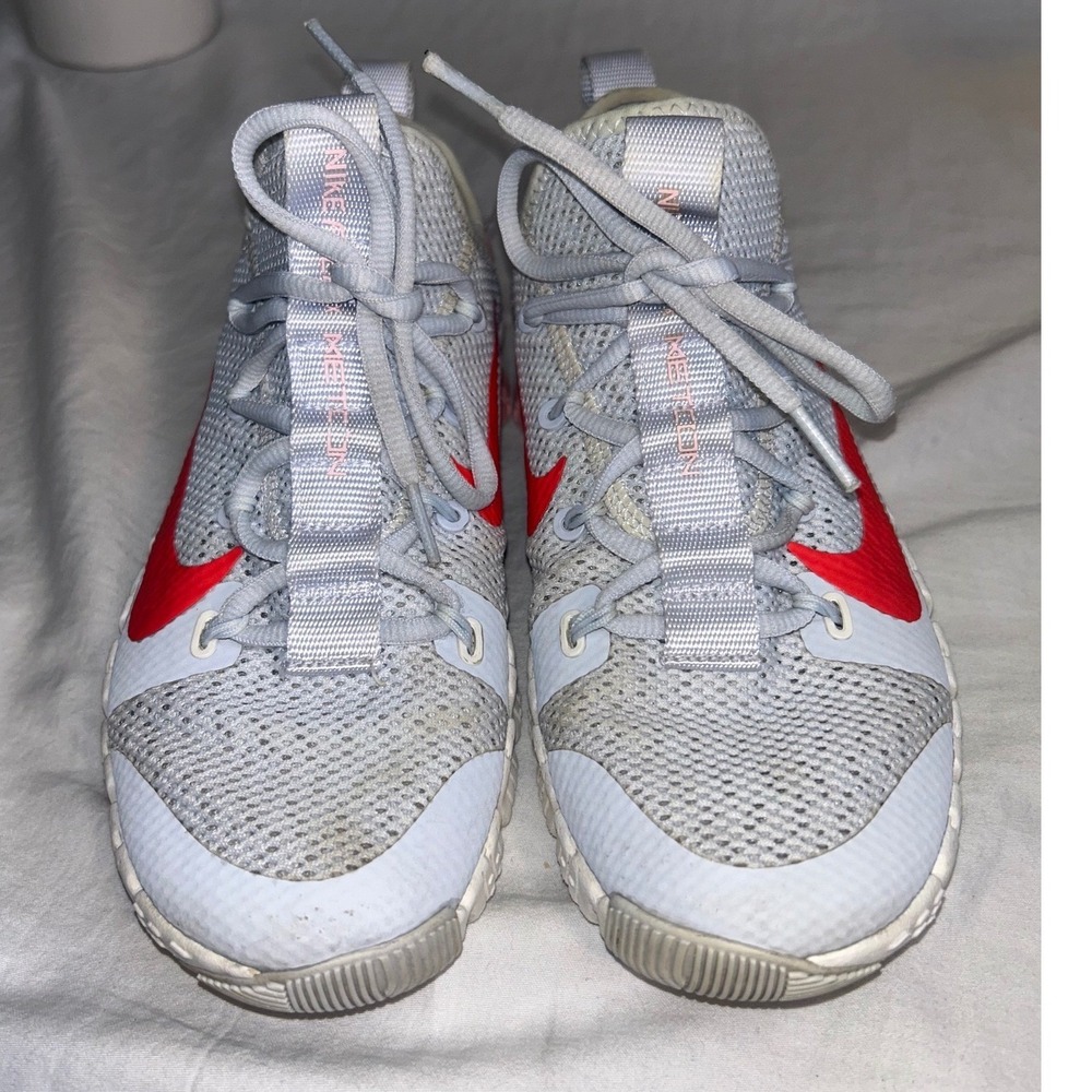 Nike Metcon Women 9 Cross Training Shoes Grey Silver Red CrossFit Sporty Workout - Picture 4 of 17